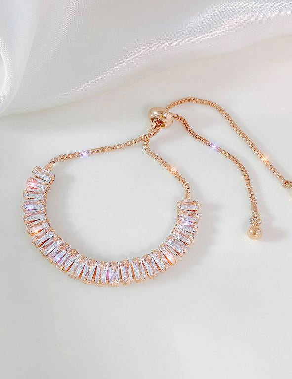 Bracciale regolabile con zirconi rosa