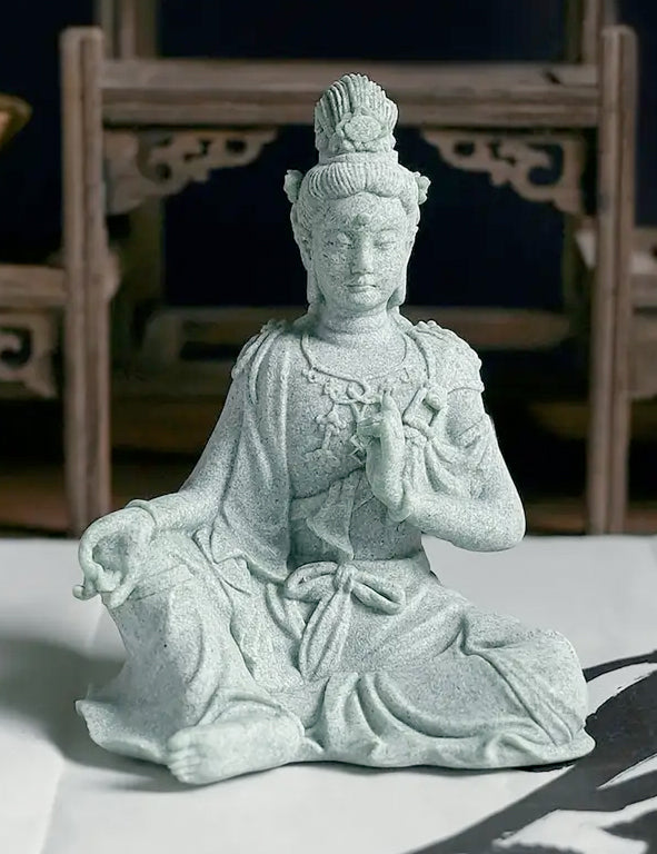 Statua resina Quan Yin seduta