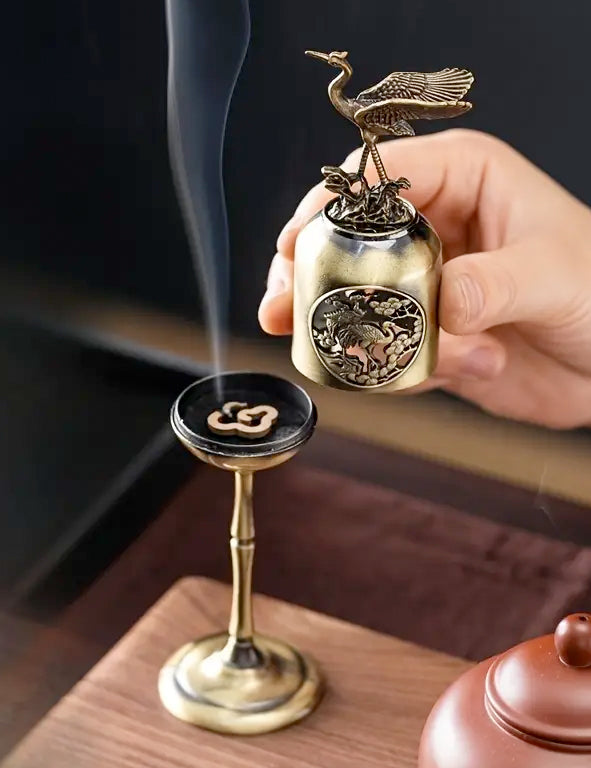 Brucia incenso con coperchio a forma di gru