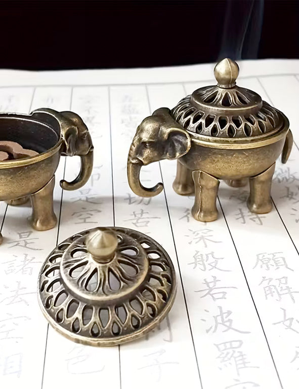 Brucia incenso con coperchio a forma di elefante